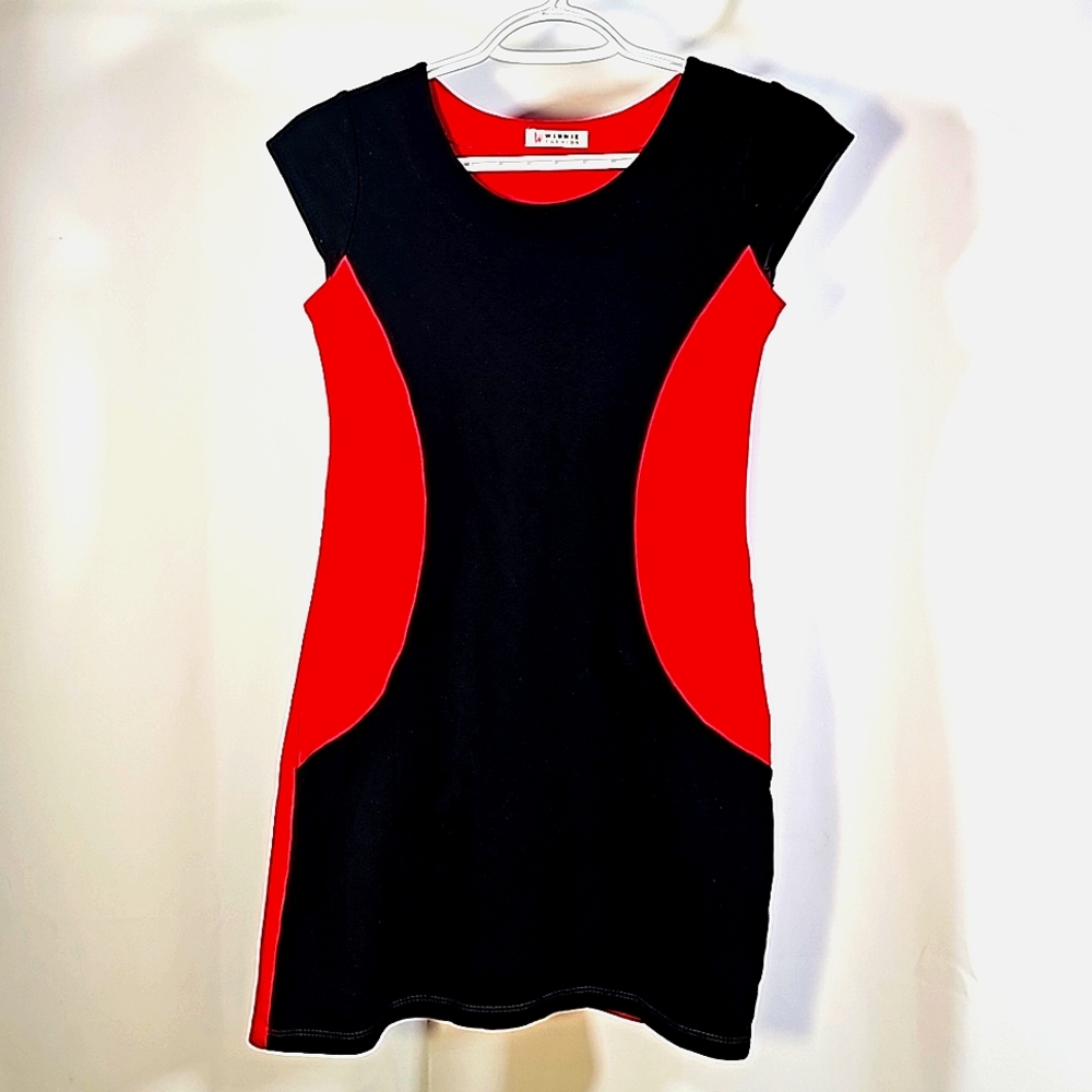 Red & Black Contrast Curve Mod Mini-dress | Sz XS | NWOT